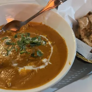 Butter Chicken(medium), yum. Will order spicy one next time.