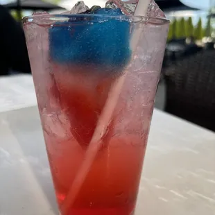 Bomb-Pop cocktail