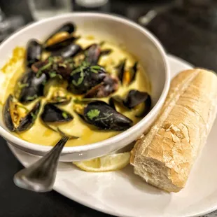 Curry mussels
