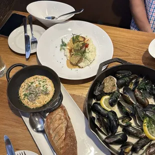 food, oysters and mussels, mussels, oysters, shellfish