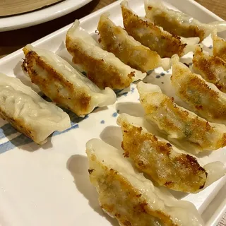Pan-Fried Meat Pot Sticker