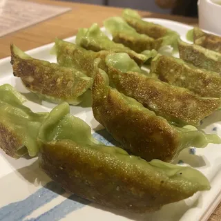 Pan-Fried Veggie Pot Sticker