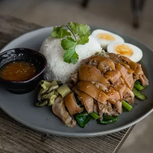 IG @annette.chew - Khao Kha Mu