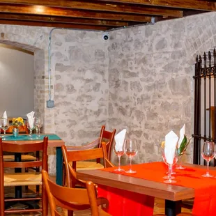 a dining area in a restaurant