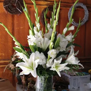 Mustang Flowers and Gifts