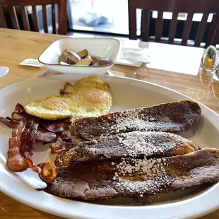 Deluxe Breakfast Deluxe Breakfast Deluxe Breakfast