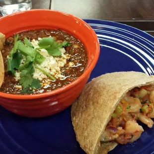Vegan Chili and shrimp salad, both very yummy!