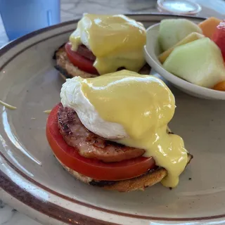 Eggs Benedict