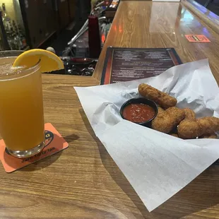 Ultimate dive bar food for the win. A blue moon and some cheese sticks.