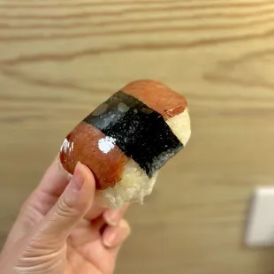 Spam musubi