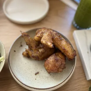 chicken wings and fried chicken, chicken, poultry, bbq chicken, fried chicken wings, food, bbq wings, chicken wings, fried chicken