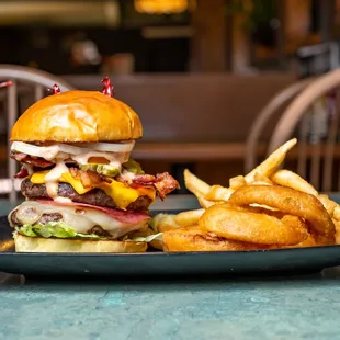 Mondo Burger
