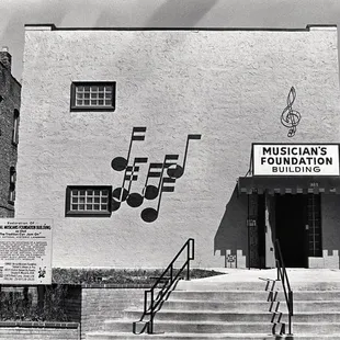 Building as it appears today.  From http://library.umkc.edu/spec-col/local627/photos/foundation.htm