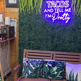 sushi and sashimi, interior