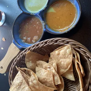 Fresh chips and gorgeous salsas!
