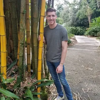 Ryan R.