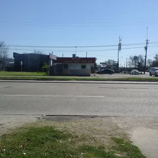 Good fried chicken wings and fish. And the liquor store is next door.