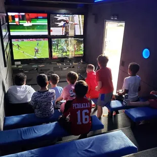 The kids love the setup!