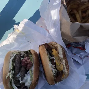 Mike Tyson and Duke Kahanamoku Burger