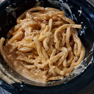Spicy noodles in creamy sauce.