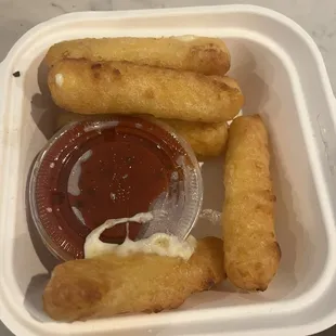 Mozzarella Sticks