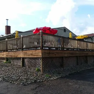 Nice deck. When I first came here about 18 years ago, there was no deck.