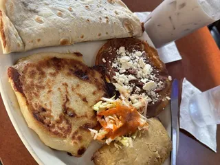 Casamigo Bar & Grill