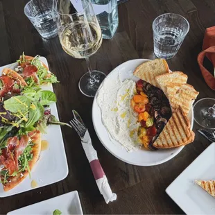 Speck flatbread, herb ricotta and mushrooms. Glass of Sancerre &amp; Illahe Viognier from Oregon.