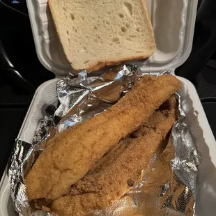 3 Pieces Catfish Dinner
