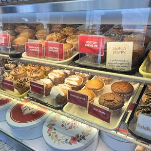 cupcakes, food, dessert