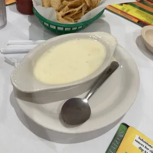 Large cheese dip
