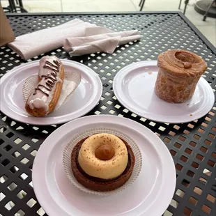 donuts, dough desserts, food