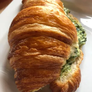 Croissant Benedict Florentine