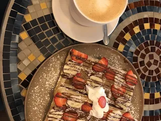 CARINOS CAFÈ