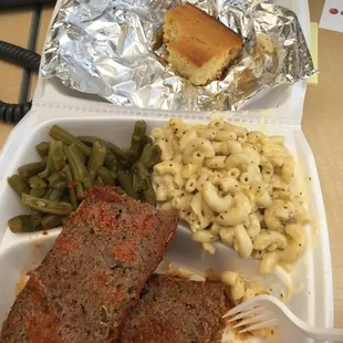 Meatloaf for lunch (enough for leftovers later too!)