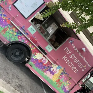 donuts, outside