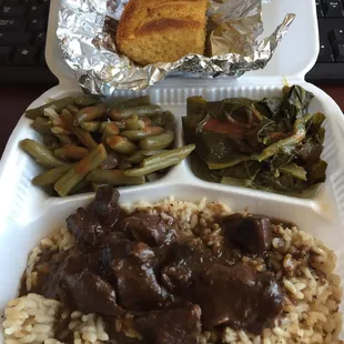 Beef tips on rice with green beans, greens and corn bread YUM!