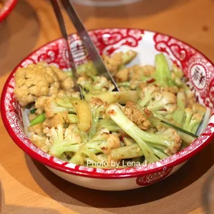 V2 Cauliflower 大碗花菜 ($19.95)