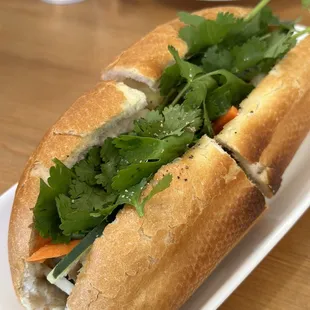 a sub sandwich on a plate