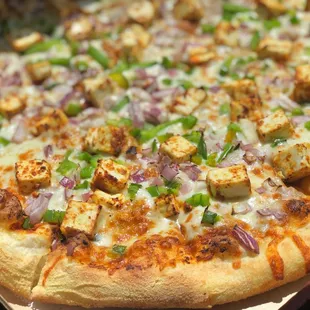 Tandoori Paneer Pizza