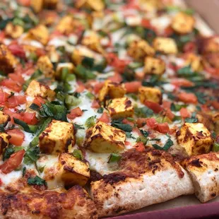 Butter Paneer Pizza