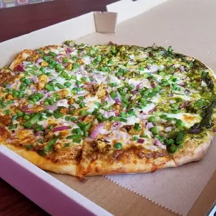 Saag Chicken Pizza