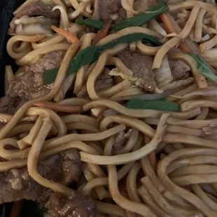 Beef Lo Mein