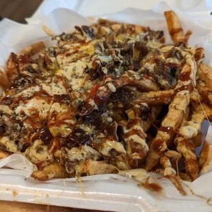 Cheesesteak fries