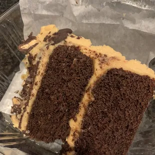 Reeces peanut butter cake
