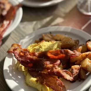 Bacon &amp; Eggs Breakfast