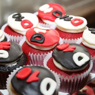 a display of cupcakes