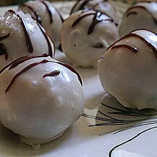 Cake Bon Bons