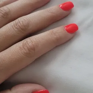 Short acrylic with gel polish to start summer!