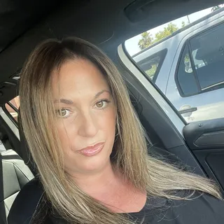 Nia Nicholle B.